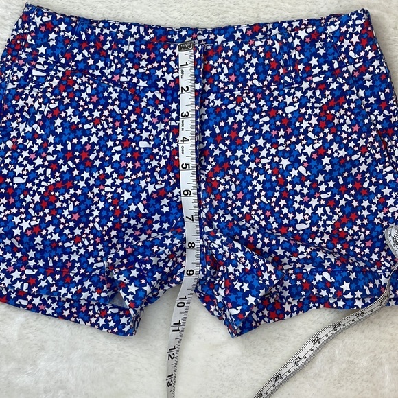 Vineyard Vines Red White and Whale Shorts Size 00 - Picture 8 of 9